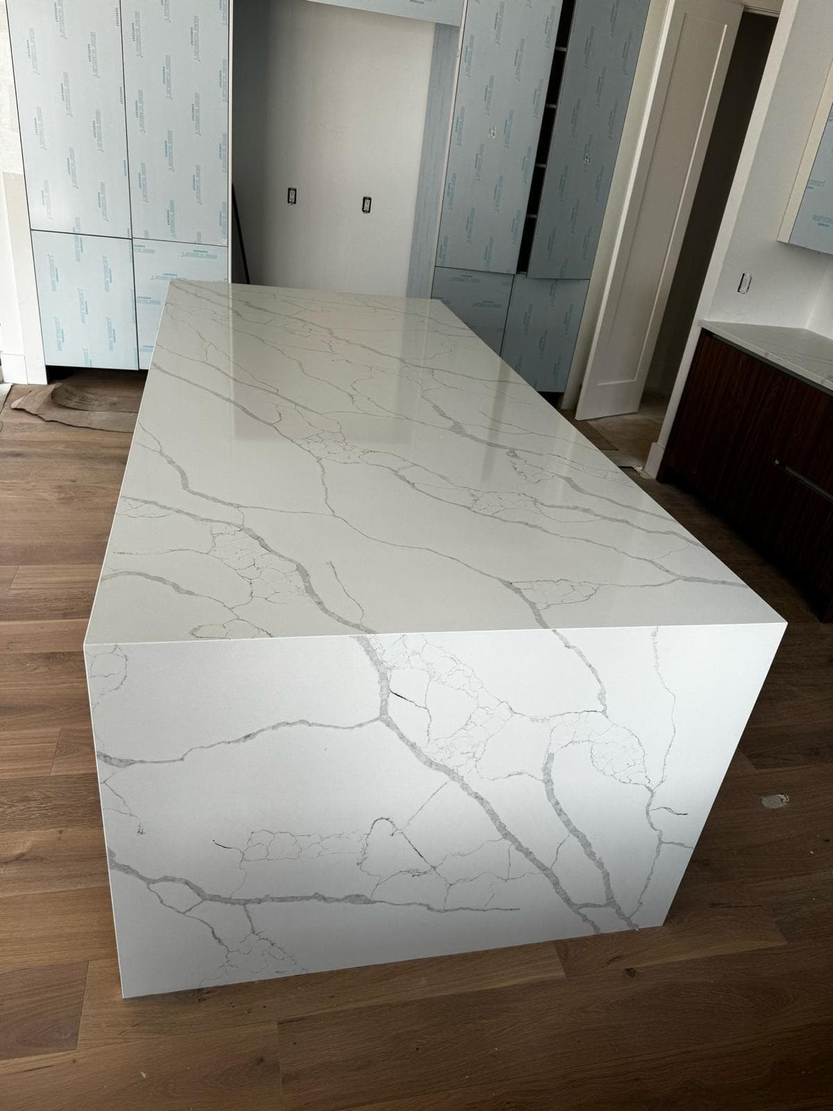 How to Choose the Right Kitchen Countertop: A 2026 Buyer's Guide